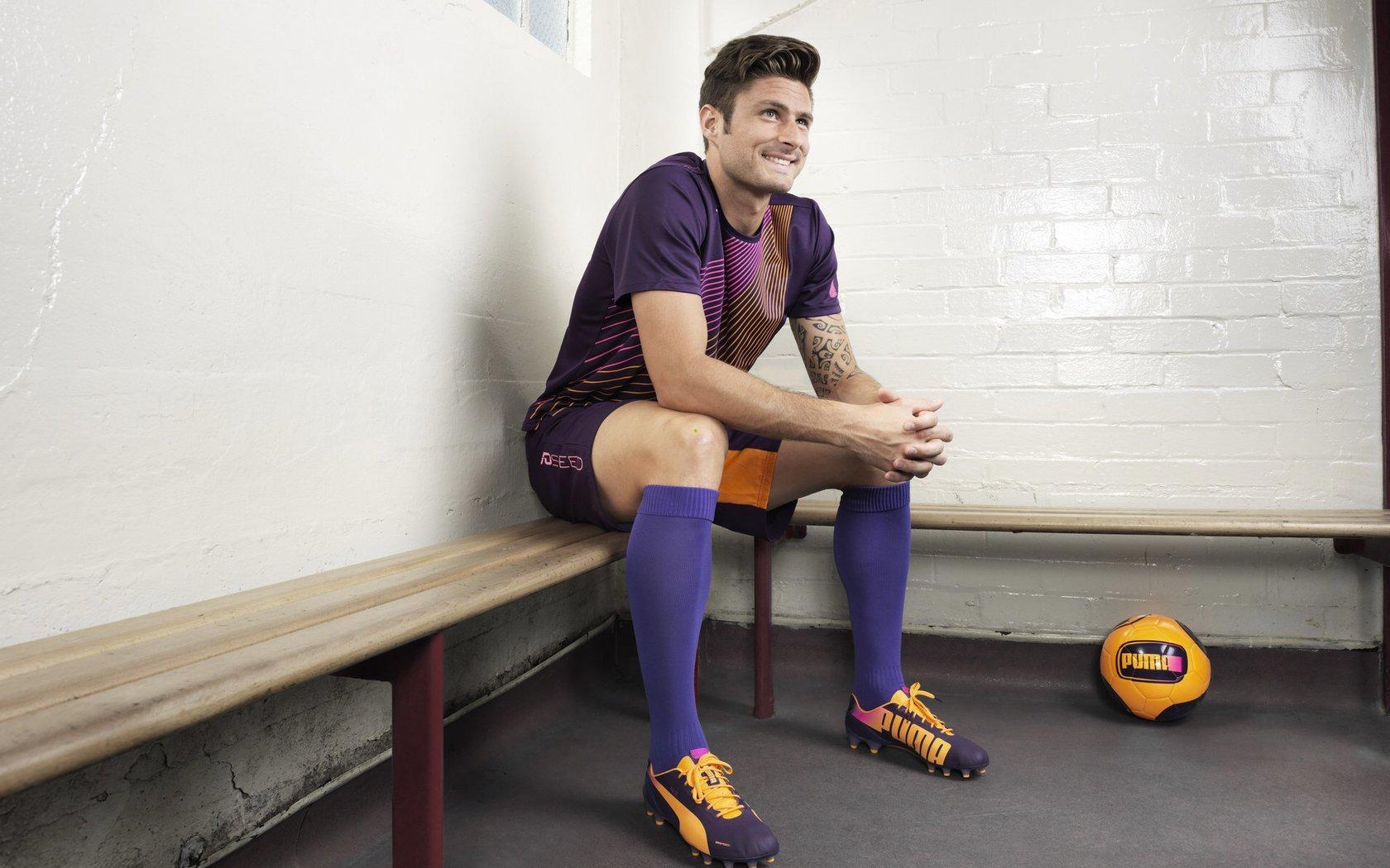 王者荣耀世界冠军杯落幕，中国战队斩获总冠军创历史